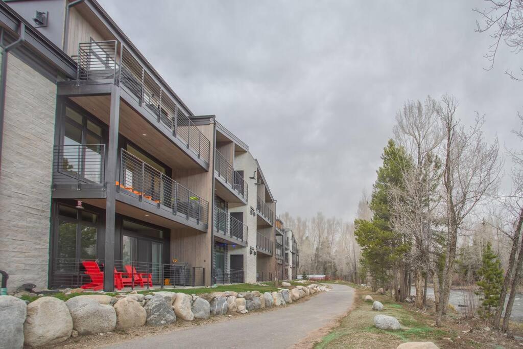 Cozy- Mountain Style - River View Apartment - Colorado Silverthorne Exterior photo