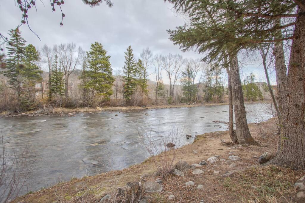 Cozy- Mountain Style - River View Apartment - Colorado Silverthorne Exterior photo